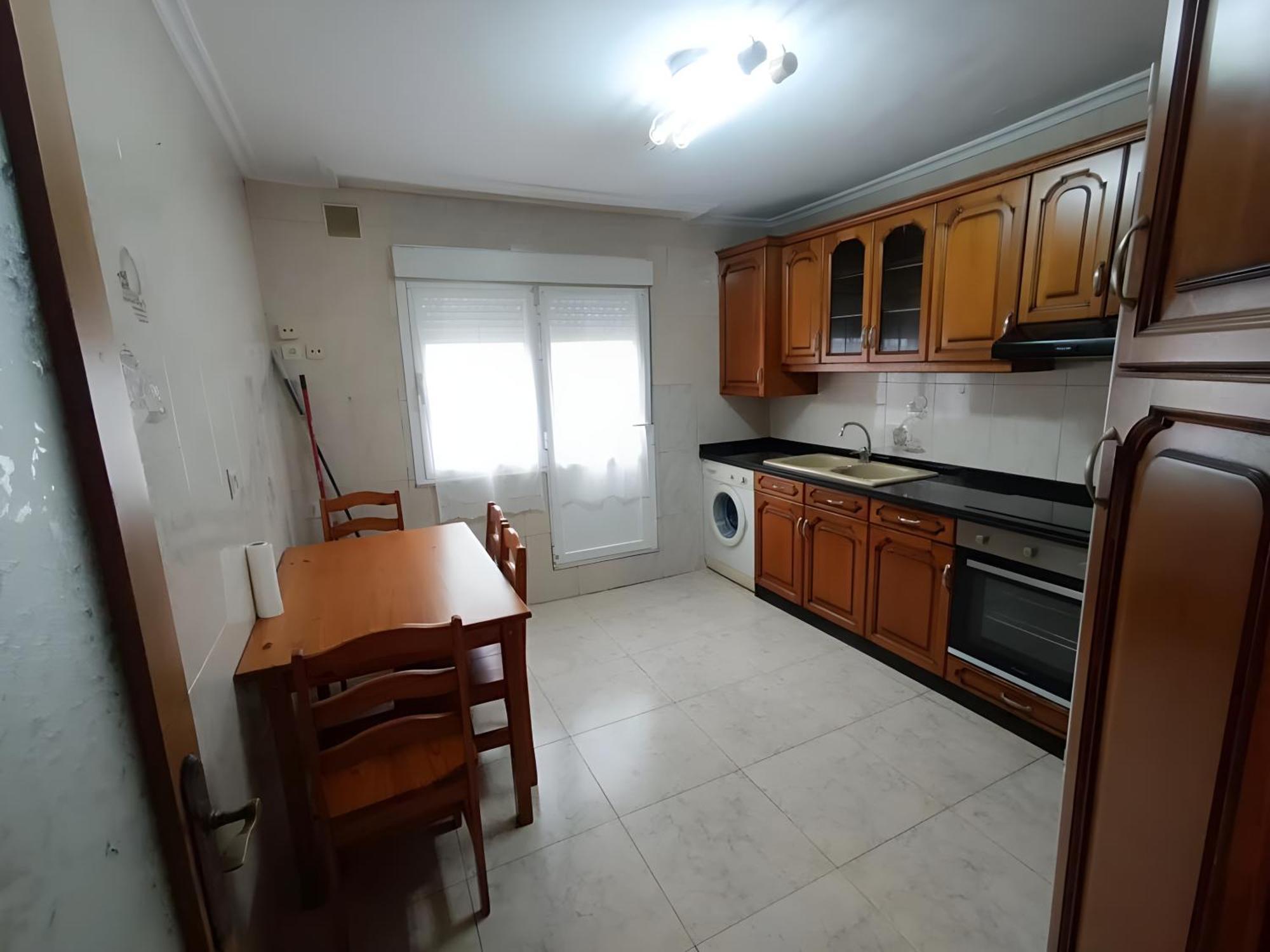 Piso Acogedor Y Luminoso אבילס מראה חיצוני תמונה